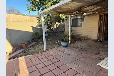 1439 W Kiama, Anaheim, CA 92802 - Photo 12