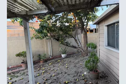 1439 W Kiama, Anaheim, CA 92802 - Photo 34