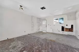 15021 Sylvan, Van Nuys, CA 91411 - Photo 6