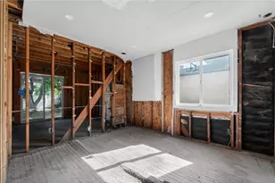 15021 Sylvan, Van Nuys, CA 91411 - Photo 18