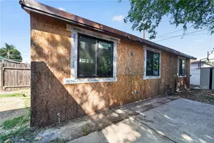 15021 Sylvan, Van Nuys, CA 91411 - Photo 28
