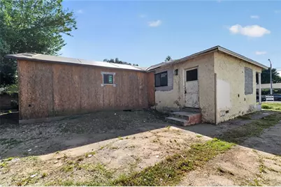 15021 Sylvan, Van Nuys, CA 91411 - Photo 22