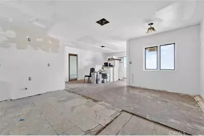 15021 Sylvan, Van Nuys, CA 91411 - Photo 8