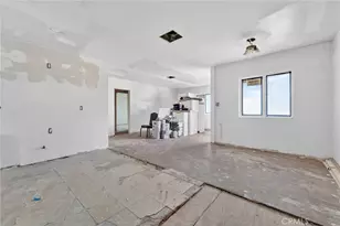 15021 Sylvan, Van Nuys, CA 91411 - Photo 8