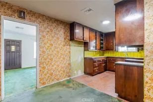 722 E 6th St, Ontario, CA 91764 - Photo 8