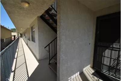 129 N Cabrillo Avenue, San Pedro, CA 90731 - Photo 4