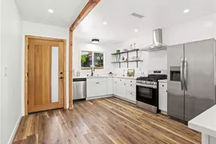 5141 Don Pio Dr, Woodland Hills, CA 91364 - Photo 8