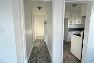 229 W 70th, Los Angeles, CA 90003 - Photo 4