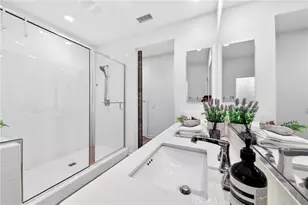 586 S Motif St, Anaheim, CA 92805 - Photo 32