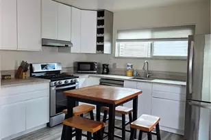 341 10th, Seal Beach, CA 90740 - Photo 18