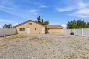 12419 Pawnee, Apple Valley, CA 92308 - Photo 46