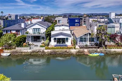 223 Howland Canal, Venice, CA 90291 - Photo 40