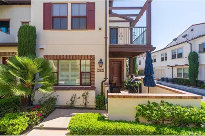585 S Kroeger, Anaheim, CA 92805 - Photo 1