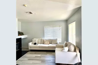 11954 Edgecliff, Sylmar, CA 91342 - Photo 6