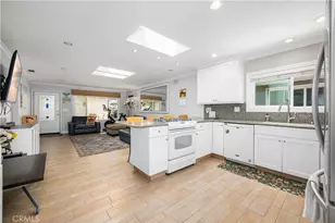 140 12th St, Seal Beach, CA 90740 - Photo 8