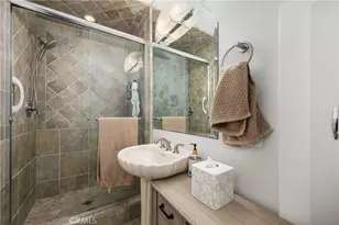 140 12th St, Seal Beach, CA 90740 - Photo 38