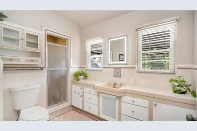 2105 N Heliotrope Drive, Santa Ana, CA 92706 - Photo 34