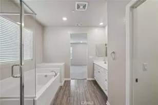 41018 Chambord, Lake Elsinore, CA 92532 - Photo 42