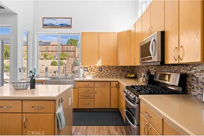 28214 Ridge View, Canyon Country, CA 91387 - Photo 12