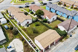 10846 S Manhattan, Los Angeles, CA 90047 - Photo 6