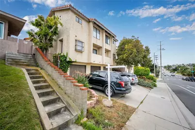 2061 Chatsworth #5, San Diego, CA 92107 - Photo 4