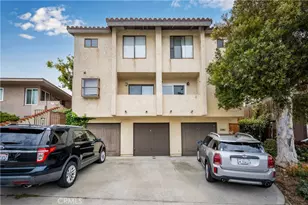 2061 Chatsworth, San Diego, CA 92107 - Photo 2