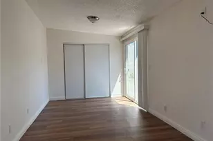 260 E S, Long Beach, CA 90805 - Photo 8