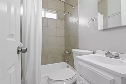 2067 E Broadway, Long Beach, CA 90803 - Photo 8