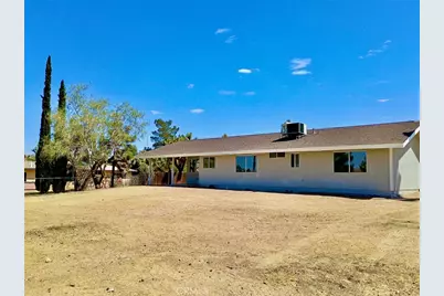 56634 Mountain View Trail, Yucca Valley, CA 92284 - Photo 32