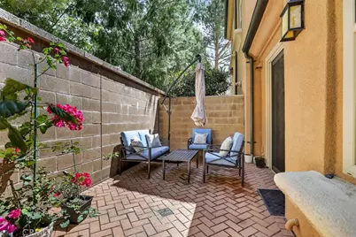 268 Overbrook, Irvine, CA 92620 - Photo 16