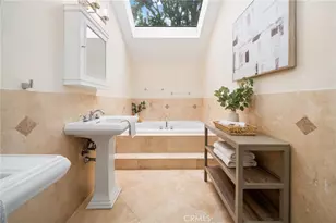 460 Providence Ct, Long Beach, CA 90803 - Photo 20