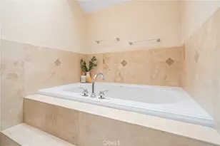 460 Providence Ct, Long Beach, CA 90803 - Photo 20