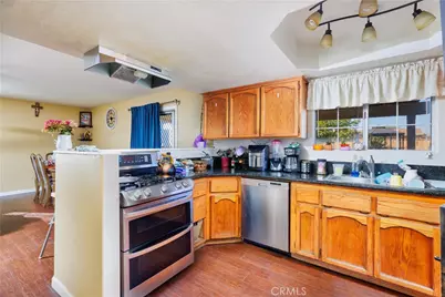 16336 Adelia, Hesperia, CA 92345 - Photo 6