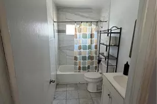 320 N Park Vista Spc 81, Anaheim, CA 92806 - Photo 12