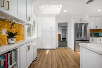 7925 E Ring Street, Long Beach, CA 90808 - Photo 10
