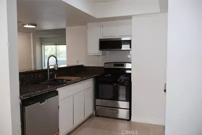 8847 Willis Avenue #9, Panorama City, CA 91402 - Photo 2