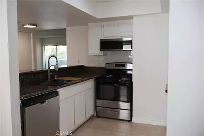 8847 Willis Avenue #9, Panorama City, CA 91402 - Photo 12