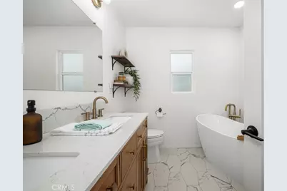 6135 E 23rd Street, Long Beach, CA 90815 - Photo 34