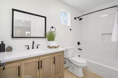 16619 Lake Avenue, Paramount, CA 90723 - Photo 48
