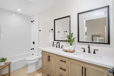 16619 Lake Avenue, Paramount, CA 90723 - Photo 32