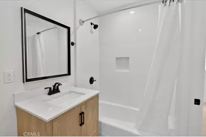 16619 Lake Avenue, Paramount, CA 90723 - Photo 46