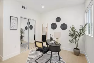 16619 Lake Ave, Paramount, CA 90723 - Photo 22