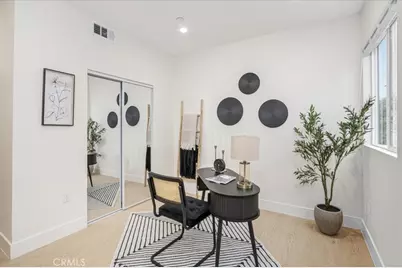16619 Lake Avenue, Paramount, CA 90723 - Photo 22
