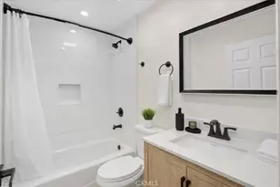 16619 Lake Ave, Paramount, CA 90723 - Photo 28