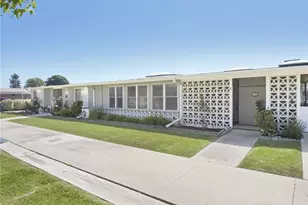 1641 Monterey Rd, Seal Beach, CA 90740 - Photo 2