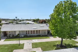 1641 Monterey Rd, Seal Beach, CA 90740 - Photo 18
