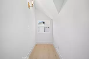 1676 W 24th, Los Angeles, CA 90007 - Photo 34