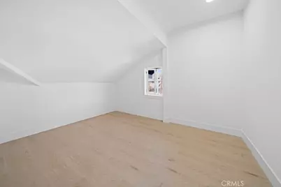 1676 W 24th, Los Angeles, CA 90007 - Photo 32