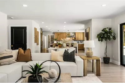 10282 Old Lamplighter Lane, Villa Park, CA 92861 - Photo 32