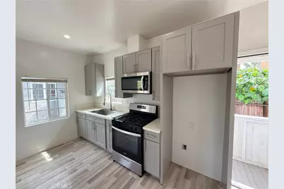1018 W 67th, Los Angeles, CA 90044 - Photo 16